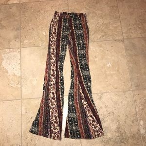 LA Hearts bell-bottom leggings